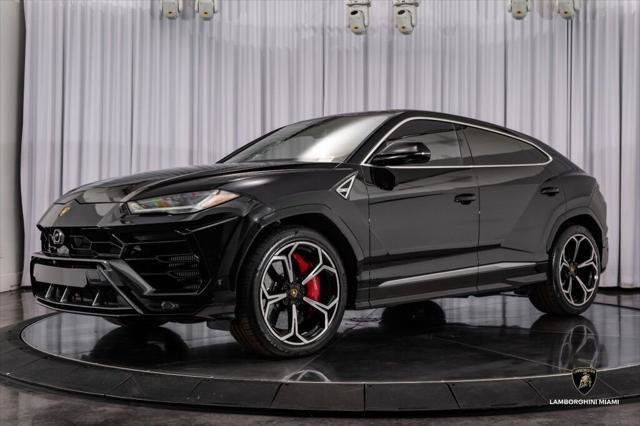 Used 2021 Lamborghini Urus AWD/4WD image 6