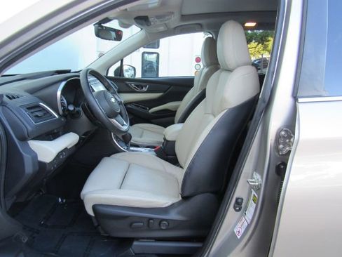 Used 2019 Subaru Ascent Limited w/ Popular Package #2 image 16