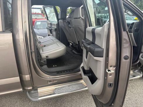 Used 2019 Ford F250 XL w/ Power Equipment Group RWD image 25