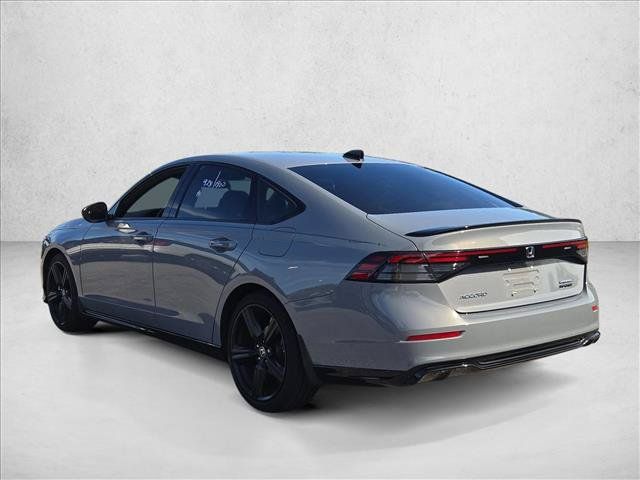 Used 2024 Honda Accord Sport image 7