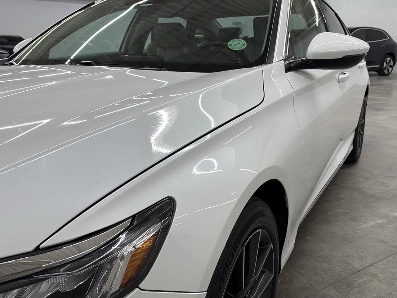 Used 2021 Honda Accord EX-L image 2