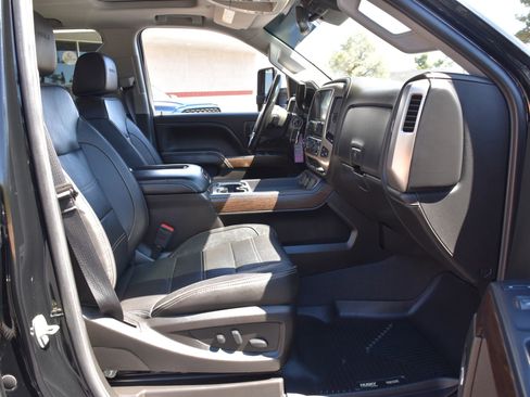 Used 2019 GMC Sierra 2500 Denali AWD/4WD image 27