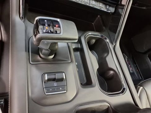 Used 2025 GMC Sierra 1500 AT4X AWD/4WD image 17