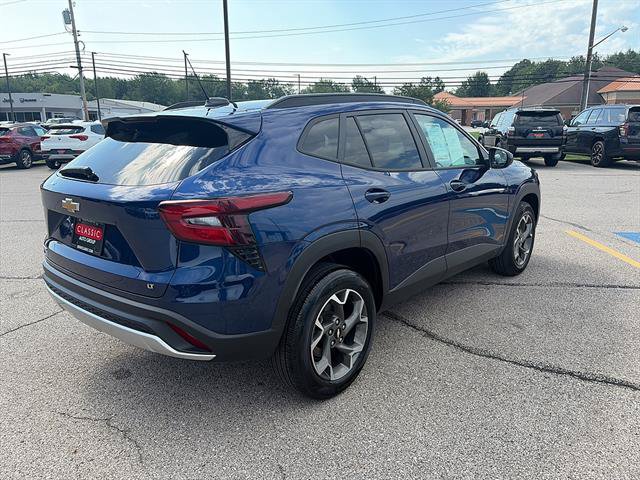 Certified 2024 Chevrolet Trax LT w/ Driver Confidence Package FWD image 6