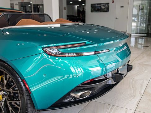 Used 2025 Aston Martin DB12 Convertible RWD image 14