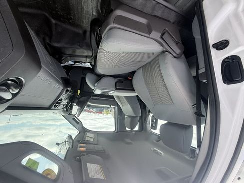 Used 2015 Ford F250 XL w/ Power Equipment Group AWD/4WD image 10