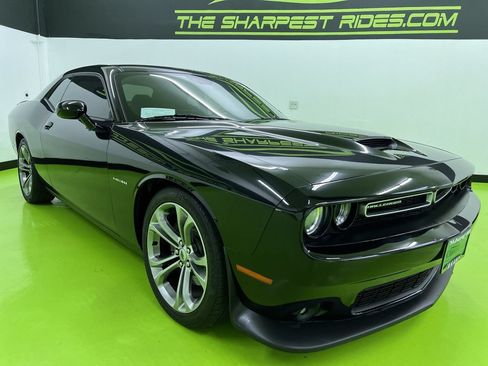 Used 2021 Dodge Challenger R/T RWD image 2
