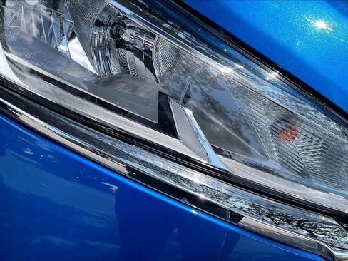 Used 2023 Nissan Kicks S FWD image 28