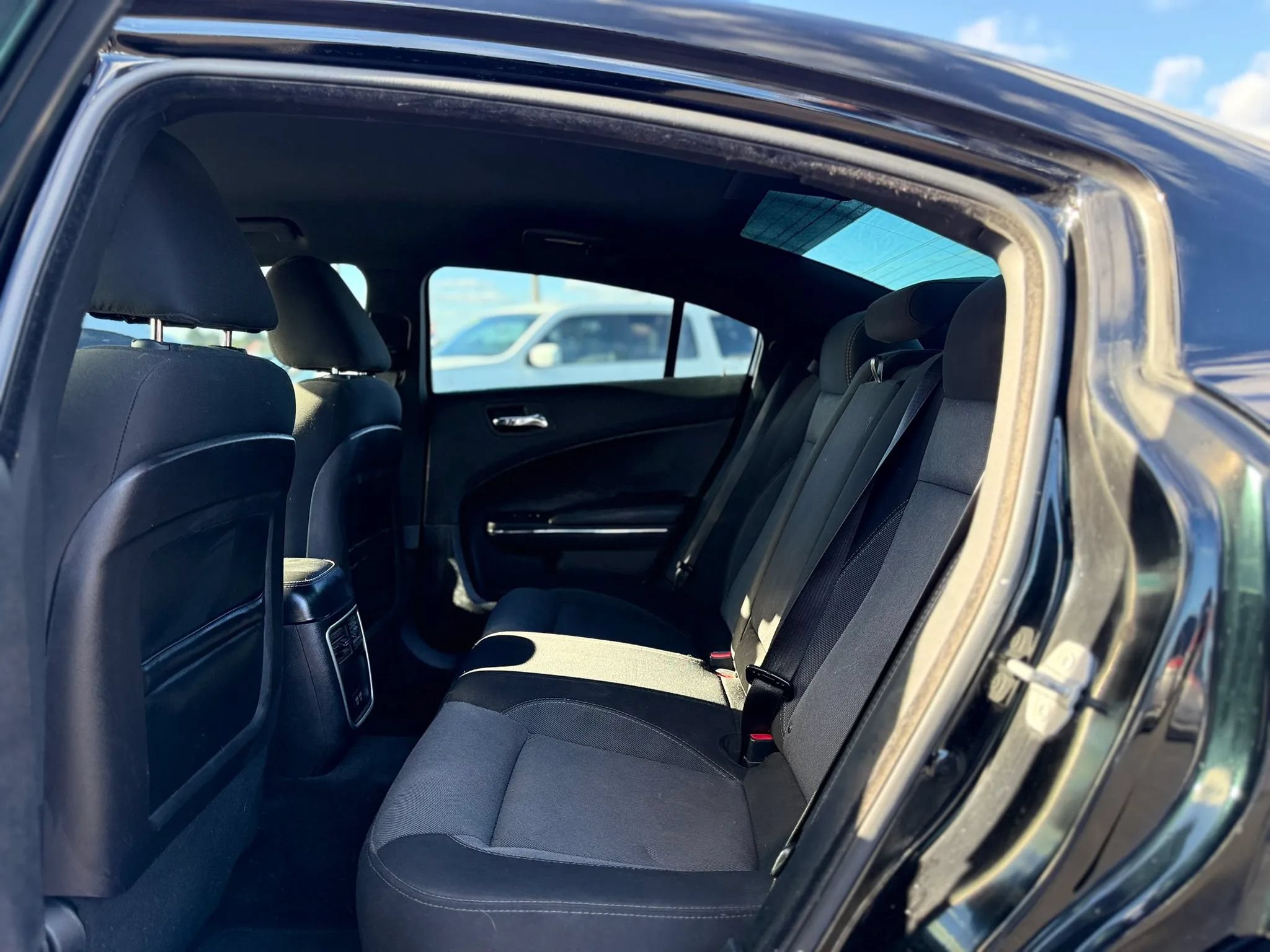 Used 2015 Dodge Charger SE w/ Popular Equipment Group RWD image 22