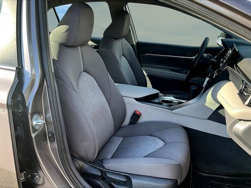 Used 2024 Toyota Camry LE image 20