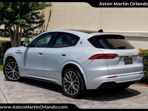 Used 2023 Maserati Grecale Modena AWD/4WD image 2