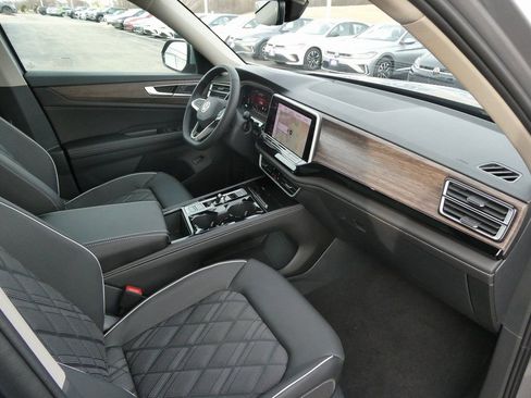 New 2026 Volkswagen Atlas SEL Premium R-Line AWD/4WD image 23