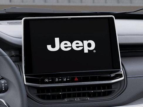 New 2026 Jeep Compass Latitude AWD/4WD image 19