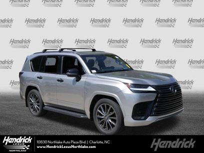 Used 2022 Lexus LX 600 4WD w/ Appearance Package