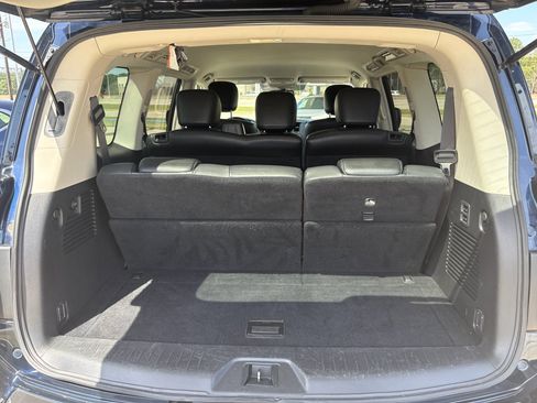 Used 2020 Nissan Armada SL image 31