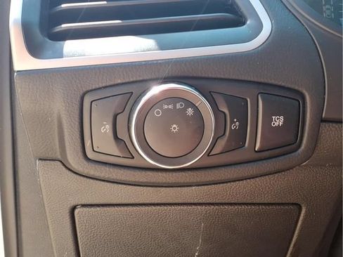 Used 2024 Ford Edge SEL AWD/4WD image 17