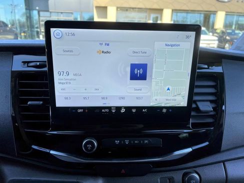 Used 2023 Ford Transit 350 XLT image 25