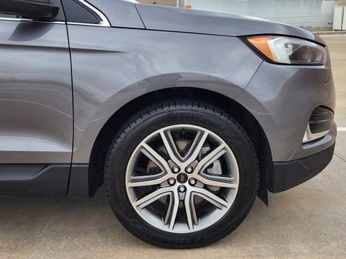 Used 2023 Ford Edge Titanium AWD/4WD image 8