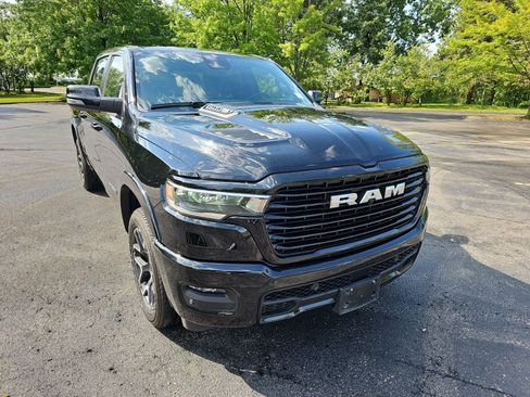 Used 2025 RAM 1500 Laramie w/ Sport Appearance Package AWD/4WD image 8