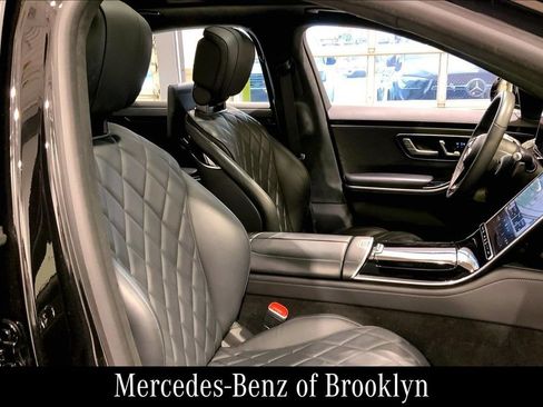 Certified 2023 Mercedes-Benz S 580 4MATIC Sedan image 11