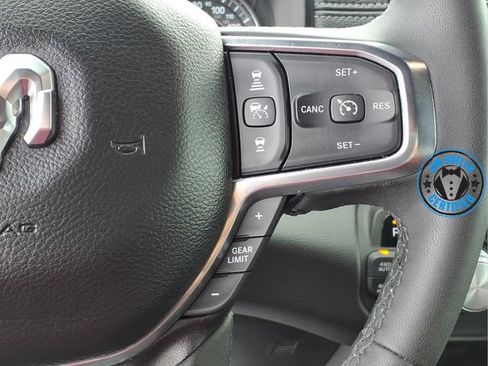 Used 2025 RAM 1500 Laramie AWD/4WD image 14