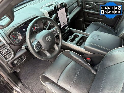 Used 2024 RAM 2500 Laramie w/ Night Edition AWD/4WD image 4