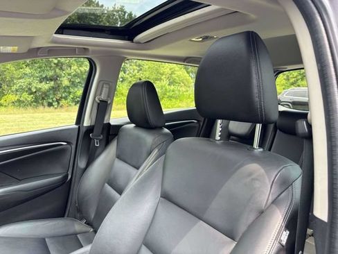 Used 2017 Honda Fit EX-L image 5