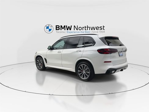 New 2026 BMW X5 xDrive40i w/ M Sport Package image 12