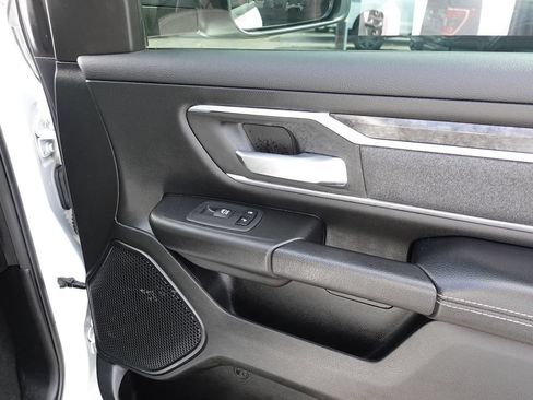 Used 2020 RAM 1500 Big Horn AWD/4WD image 36