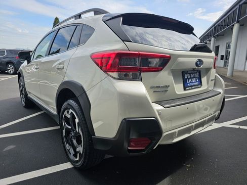 Used 2022 Subaru Crosstrek 2.5i Limited w/ Moonroof Package 2 AWD/4WD image 3