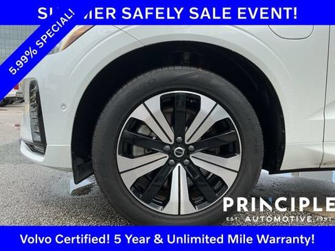 Certified 2023 Volvo XC60 T8 Plus AWD/4WD image 10