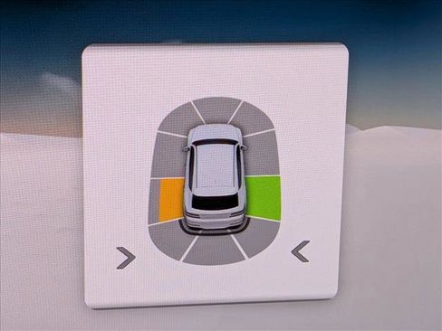 Used 2025 Genesis GV80 3.5T Prestige image 13