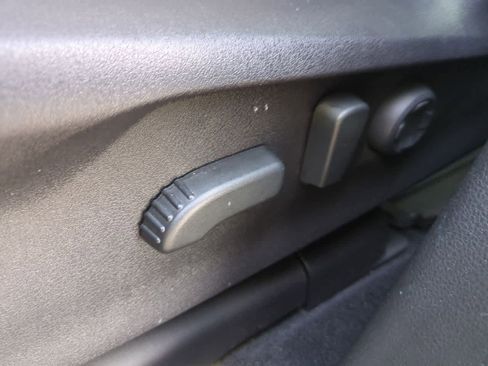 Certified 2025 Subaru Ascent Limited image 16