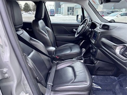 Used 2020 Jeep Renegade Limited w/ Trailer Tow Group image 28