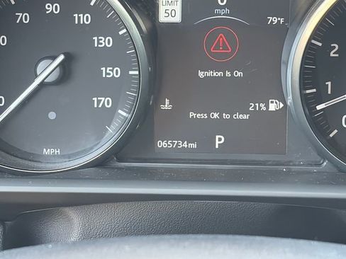 Used 2017 Land Rover Range Rover Sport Supercharged AWD/4WD image 25