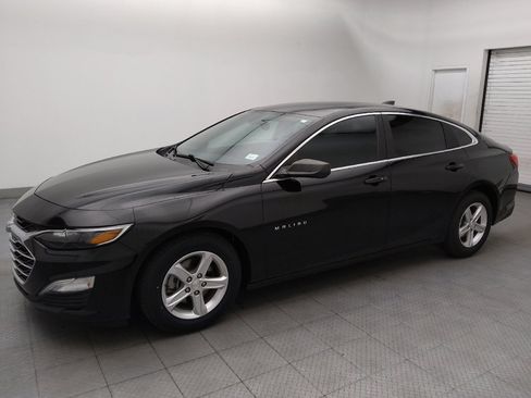 Used 2022 Chevrolet Malibu LS w/ LPO, Convenience Package 2 FWD image 2
