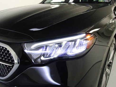 Certified 2024 Mercedes-Benz E 350 4MATIC Sedan image 9