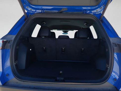 Used 2025 Chevrolet Equinox ACTIV w/ Safety and Technology Package AWD/4WD image 21