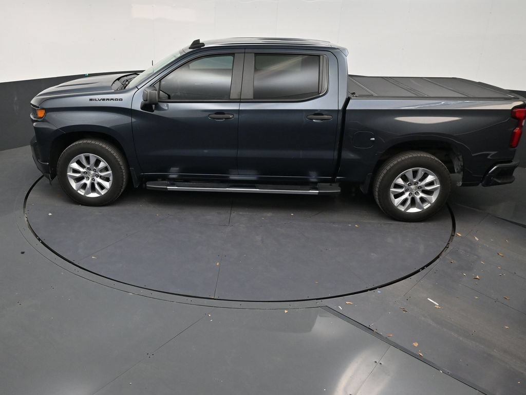 Used 2020 Chevrolet Silverado 1500 Custom w/ Custom Value Package RWD image 12