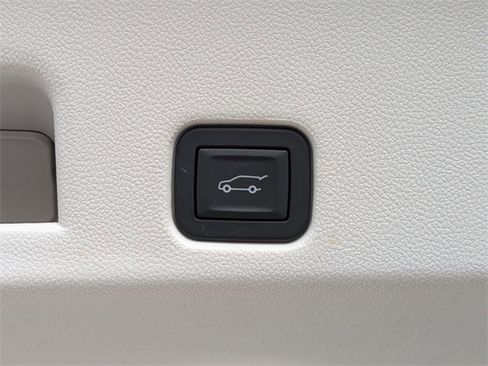 New 2026 Buick Enclave Avenir image 15