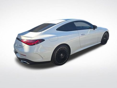 Used 2024 Mercedes-Benz CLE 300 4MATIC Coupe image 5