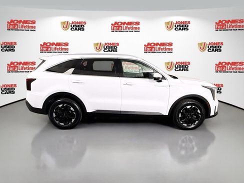 Used 2024 Kia Sorento S AWD/4WD image 18