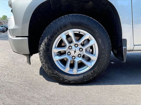 Used 2023 Chevrolet Silverado 1500 RST AWD/4WD image 22