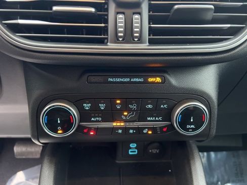Used 2023 Ford Escape Active image 29