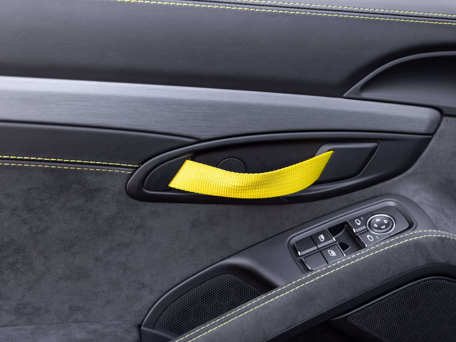 Certified 2021 Porsche 718 Cayman GT4 RWD image 28