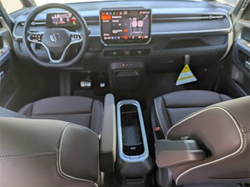 New 2025 Volkswagen ID. Buzz Pro S image 17