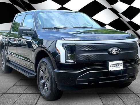 Used 2025 Ford F150 Lightning Flash AWD/4WD image 11