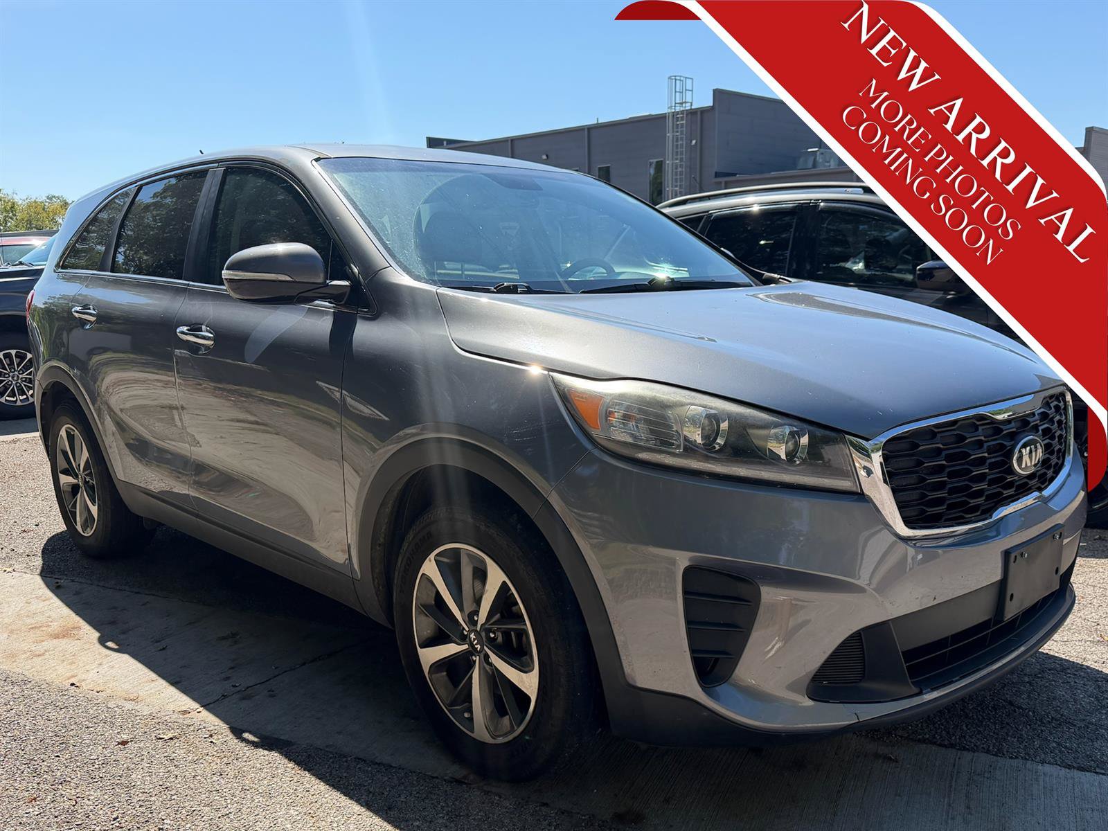 Used 2020 Kia Sorento FWD V6 image 1