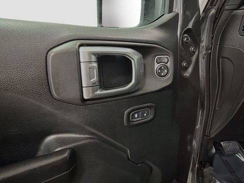 Used 2020 Jeep Gladiator Sport w/ Quick Order Package 24S AWD/4WD image 19