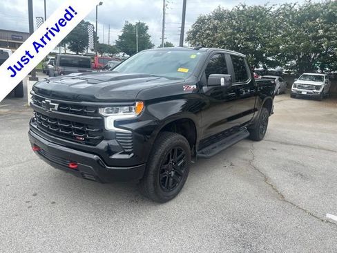 Used 2025 Chevrolet Silverado 1500 LT Trail Boss w/ LT Trail Boss Premium Package AWD/4WD image 8
